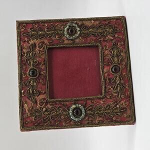 Floral Beaded and Appliqued Frame 3x3